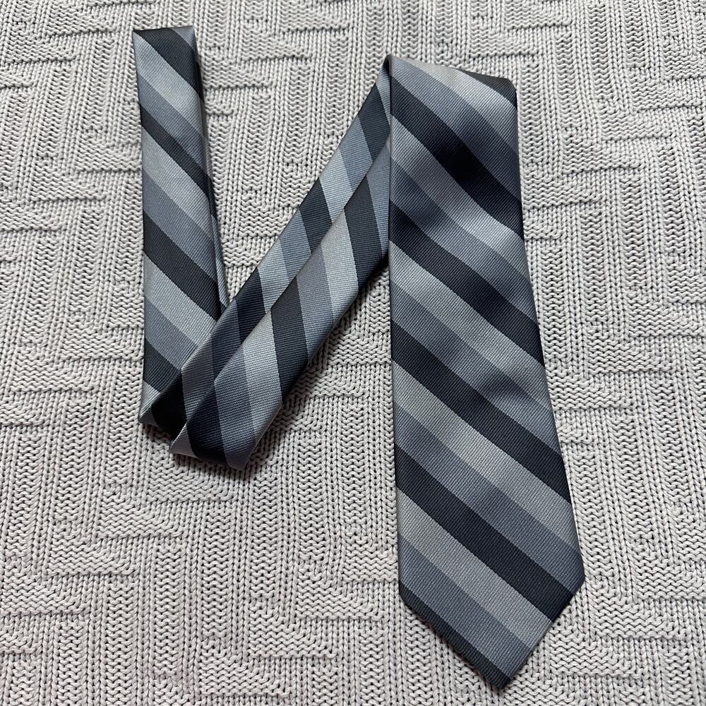 Vintage Jean Pierre silver striped men's tie